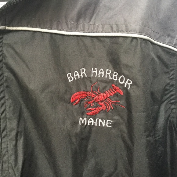 DIMCO Bar Harbor Maine Lobster Embroidered Black, Grey Windbreaker Size M - Picture 2 of 5